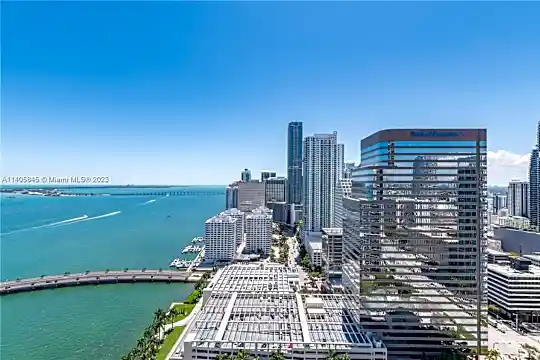 475 Brickell Ave #2908 Photo 2