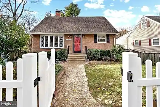 10408 Tenbrook Dr Photo 1