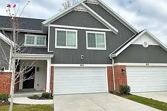 811 E Rose Cottage Way Photo 1