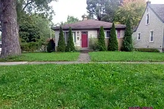 20248 Powers Ave Photo 1