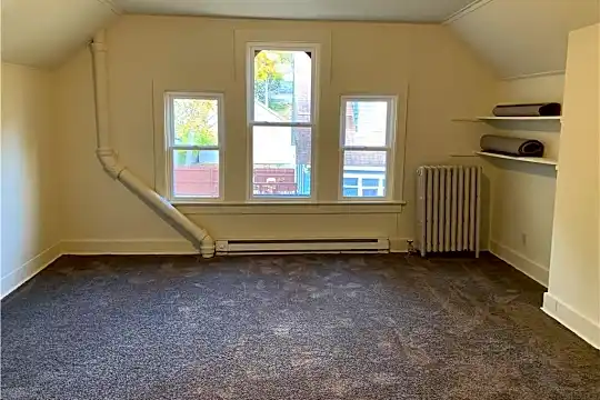 43 Spruce St #5 Photo 2
