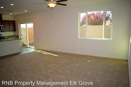 4861 Black Ridge Dr Photo 2
