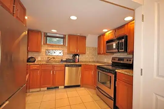 27 Sussex St Photo 2