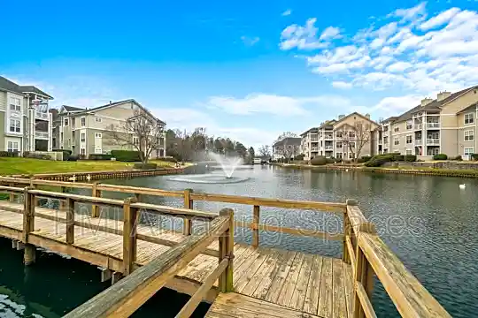 18736 Nautical Dr, Apt 301 Photo 2