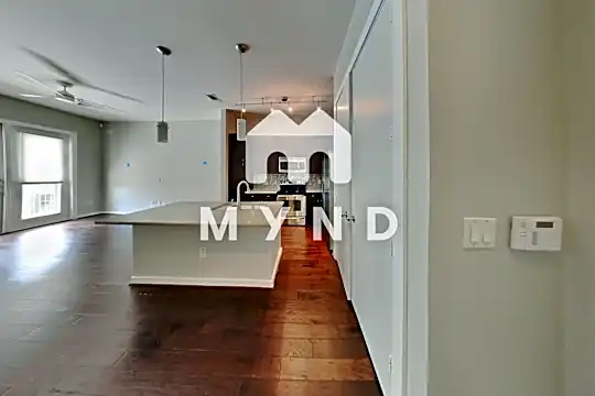 2950 Mckinney Avenue Unit 316 Photo 2