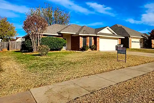 5106 Untalan St Photo 2