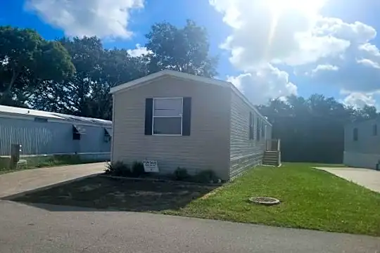 1123 Walt Williams Rd #76 Photo 1