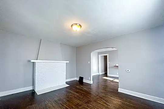 1011 Lasalle St Photo 1