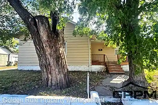 12 S Plum St Photo 1