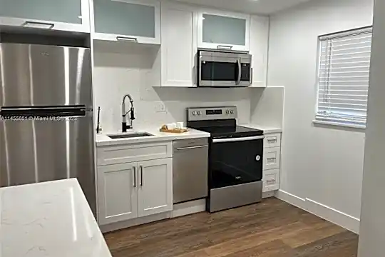 8370 Sands Point Blvd #H102 Photo 1