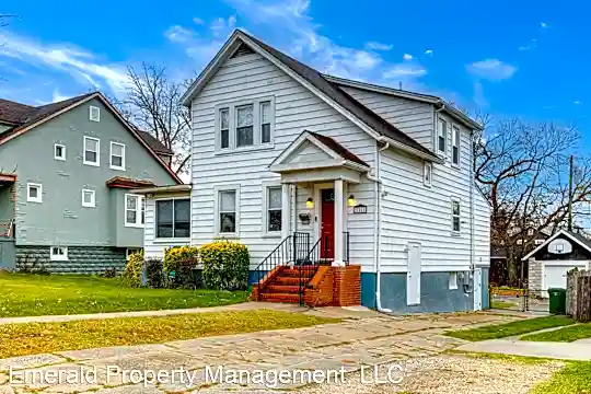 3311 Beverly Rd Photo 2