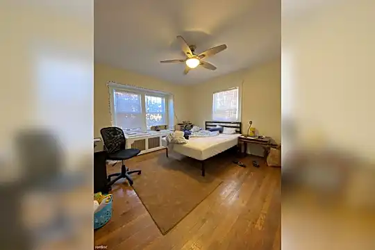 200 Commonwealth Ave Photo 1