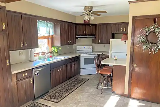 545 Suedberg Rd Photo 1