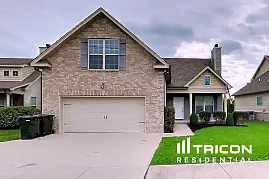 1028 Harper Dean Way Photo 2