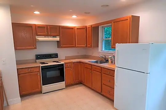1246 Bridgeton Hill Rd Photo 2