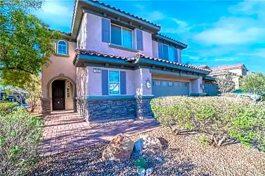 7425 Glorious Sun Dr Photo 2