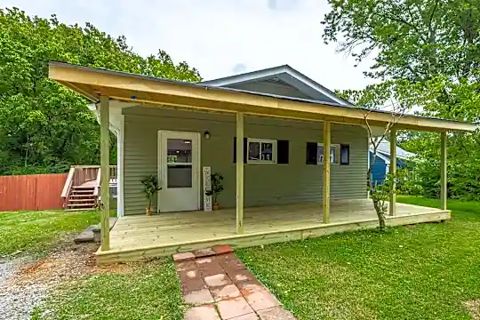 219 Vreeland St Photo 1