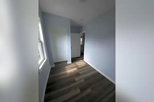 26 Lafayette St #2 Photo 2