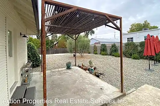3706 Magnolia Street Photo 2
