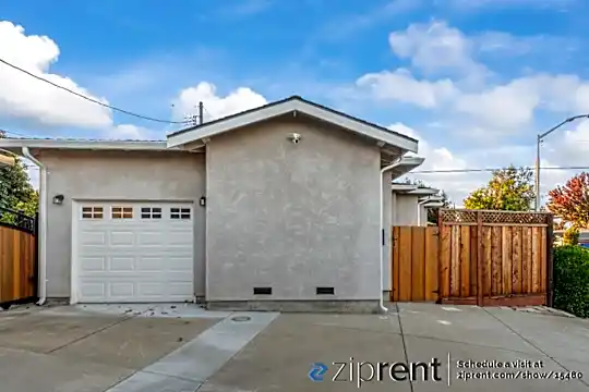 3120 Mauricia Ave Photo 2