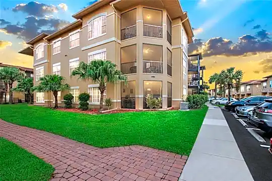 4323 Bayside Village Dr #208 Photo 1