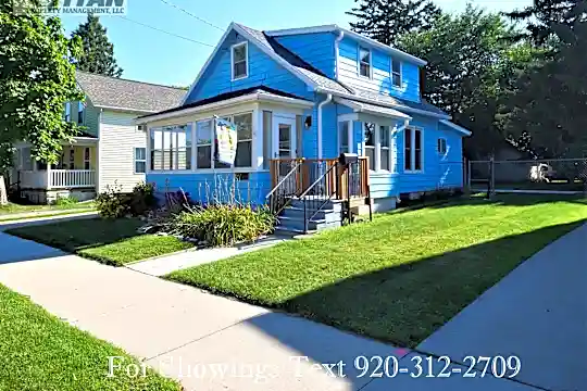 732 Oak St Photo 1