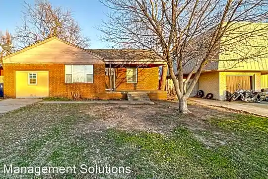 1738 N Meridian Ave Photo 1