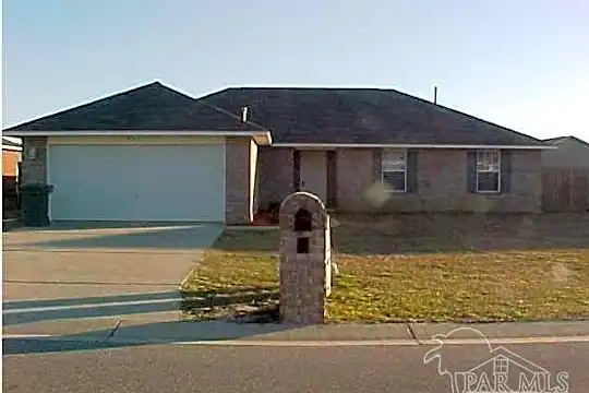537 Batten Blvd Photo 1