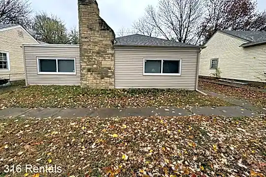 1032 N Terrace Dr Photo 1