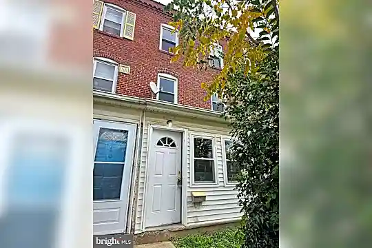 17 Hickman Rd Photo 1