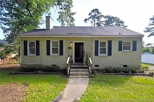 800 Lewis St Photo 1