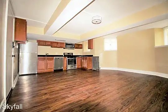 2229 Park Ave Photo 2