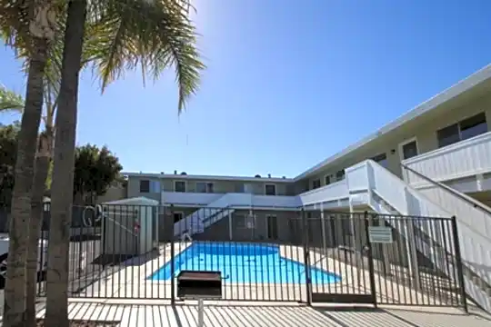 Casa Verde Apartments Photo 1