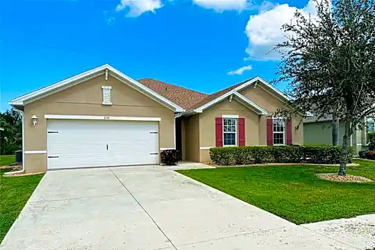 7172 Mikasa Dr Photo 1