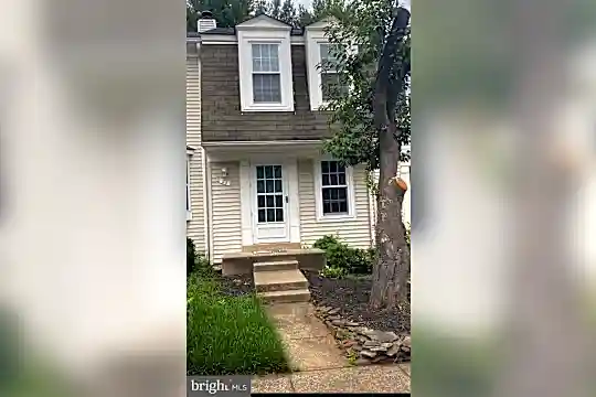 22 Alden Ct Photo 1