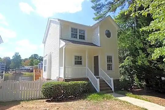 135 Westview Cove Ln Photo 1