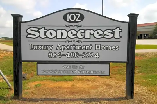 Stonecrest Apartments Photo 2