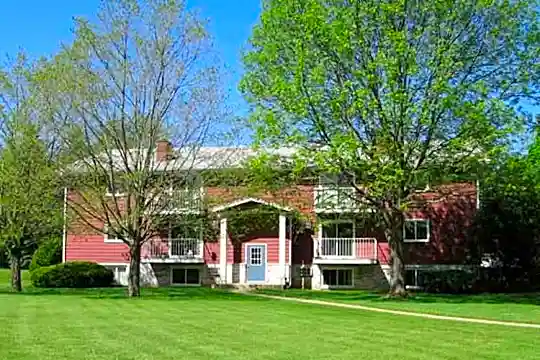 Heathercrest Photo 1