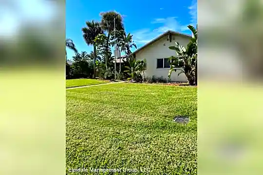 217 5th Ave Photo 1