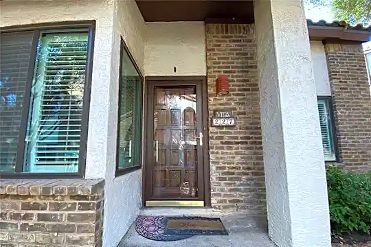 14151 Montfort Dr #227 Photo 2