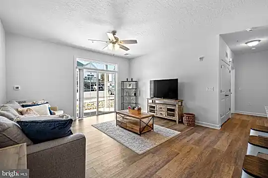 6307 Wynfield Blvd Photo 1