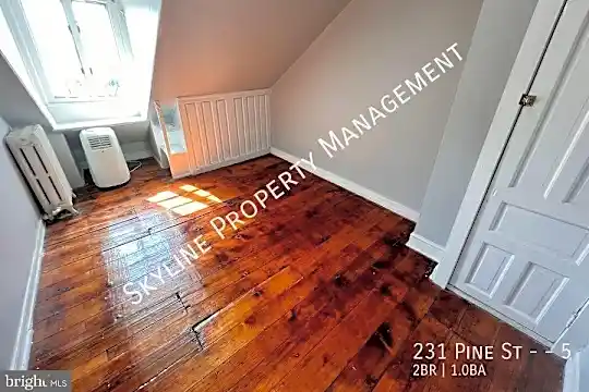 231 Pine St #5 Photo 1