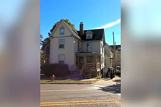 403 Church St Photo 1