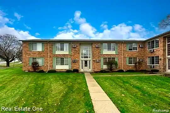 436 Romeo Rd #312 Photo 1