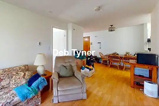 40 Wright St Photo 2