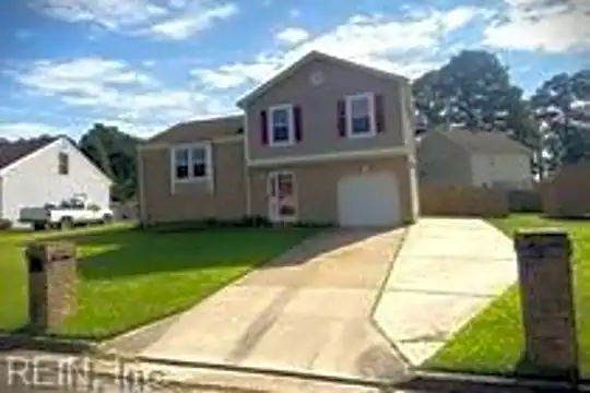 1705 Sandy Pines Ct Photo 1