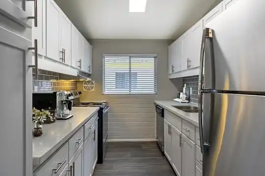 Dwell Apartment Homes Photo 1