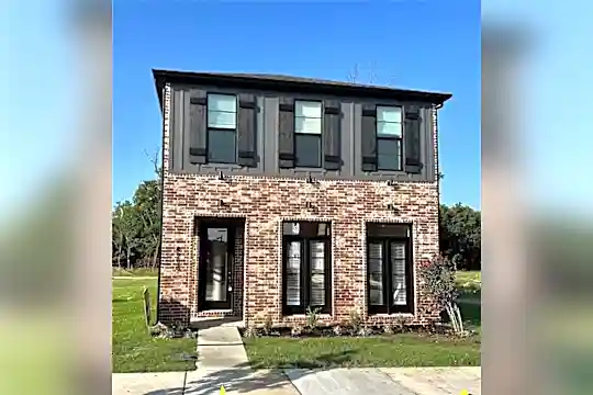 4293 Bronco Dr Photo 1