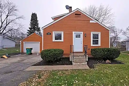 7316 Marshall St Photo 1