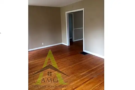 3426 N Temple Ave Photo 2